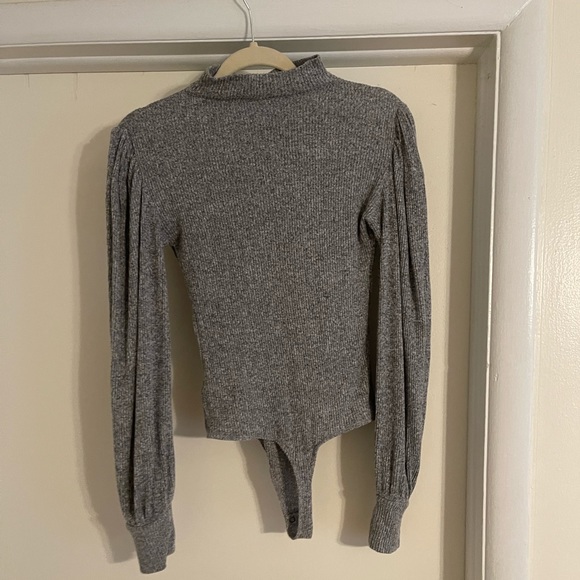 Express Puff Sleeve mock thong Bodysuit - Picture 6 of 8